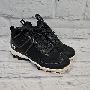 Under Armour Black and White Kids Sports Cleats